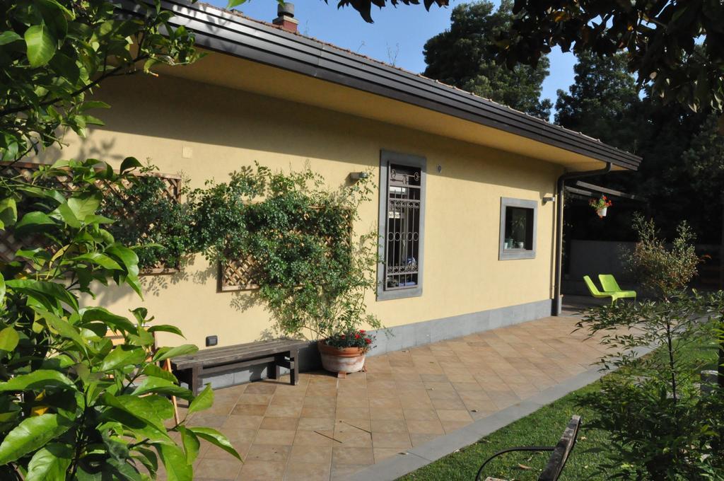 Casa Vacanze Prato Verde Zafferana Etnea Exterior foto